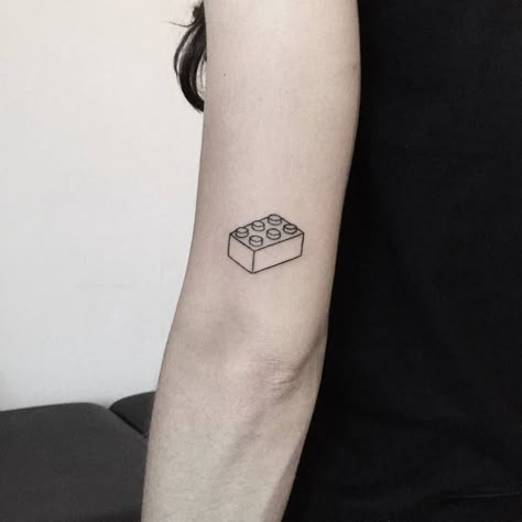 Lego Brick Tattoo, Brick Tattoo, Lego Tattoo, Hand Poke Tattoo, Tattoos Geometric, Hand Poked Tattoo, Japanese Sleeve Tattoos, Cool Small Tattoos, Poke Tattoo