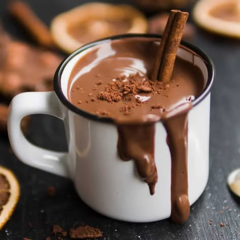 Spanish Hot Chocolate Recipe, Delicious Hot Chocolate, Chocolate Caliente, Hot Chocolate Recipes, Chocolate Drinks, Food Magazine, How To Make Chocolate, Whey Protein, Kombucha