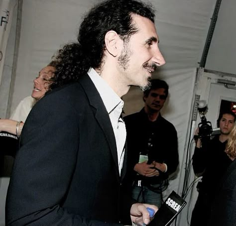 Serj Tankian Side Profile, Serj Tankian Long Hair, Serj Tankian, Sausage Party, Silly Bands, Roy Orbison, System Of A Down, A Ponytail, Hey Man