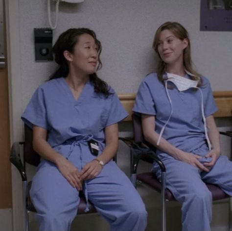 Cristina And Meredith, Meredith And Christina, Christina Yang, You're My Person, Grays Anatomy Tv, Nurse Aesthetic, Greys Anatomy Cast, Cristina Yang, My Person