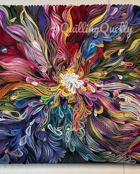 Paint Pour in Paper Quilling Images, Diy Quilling Crafts, Quilling Flower Designs, Quilling Work, Paper Quilling Patterns, Quilling Craft, Paper Quilling Designs, Quilling Patterns, Quilling Designs