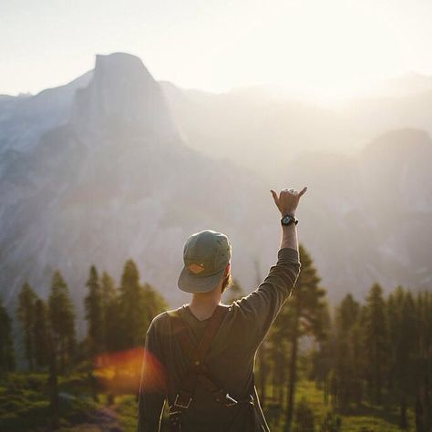 de aventura Trekking Photography, Mens Photoshoot Poses, United By Blue, 5 Panel Hat, The Mountains Are Calling, Panel Hat, Photography Poses For Men, Blue Logo, Keep Fit