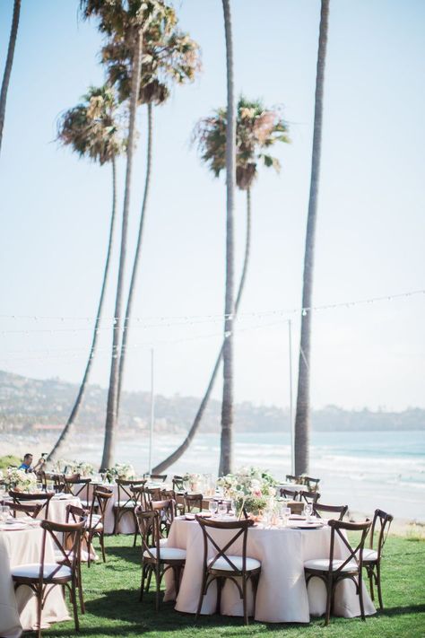 One of the Dreamiest Spots to Tie the Knot in San Diego Scripps Seaside Forum, San Diego Beach Wedding, San Diego Courthouse, Beach Wedding Aisles, Wedding Venue Outdoor, Wedding Photography Checklist, Beach Wedding Venues, San Diego Wedding Venues, Beach Wedding Colors