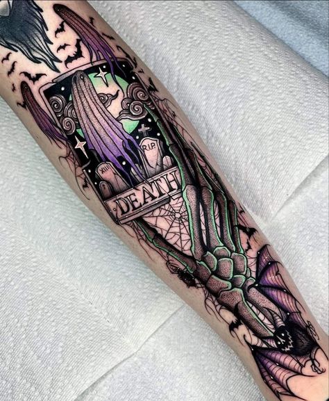 Spooky Arm Sleeve, Spooky Leg Sleeve, Horror Sleeve Tattoos For Women, Halloween Leg Sleeve Tattoo, Goth Arm Tattoo, Spooky Sleeve Tattoo, Halloween Inspired Tattoos, Tattoo Sleeve Themes, Halloween Sleeve