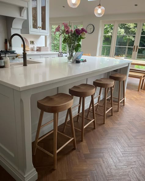 Stool Kitchen Island, Kitchen Island Counter, Island Bar Stools, Island Counter, Stool Kitchen, Island Stools, Bar Stools Kitchen Island, Kitchen Island Bar, Open Plan Kitchen Living Room