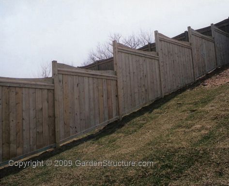 Fence On A Hill, Farm Fences And Gates, Backyard Decking, Yard Fence Ideas, Farm Fences, Fence Building, Inexpensive Backyard Ideas, Fence Planning, Landscaping Shrubs