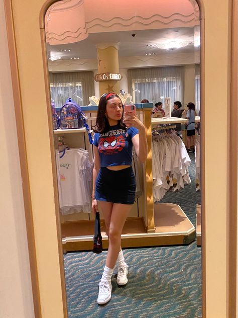 Skirt Disney Outfits, Spider Man Disney Outfit, Disney Skirt Outfit, Disney Adventure Park Outfit, Vintage Disneyland Outfits, Disneyland Fits Spring, California Adventure Outfit Ideas, Cute Disneyland Outfits Summer, Cute Summer Disney Outfits