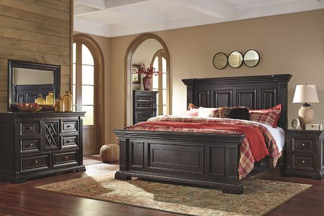 dark brown carved wood bed frame and matching furniture set 2x4 Bench, Wood Bed Design, Wooden Bed Design, Wood Bedroom Furniture, Bedroom Bed Design, Bed Furniture Design, King Bedroom, Videos Youtube, Bedroom Furniture Design