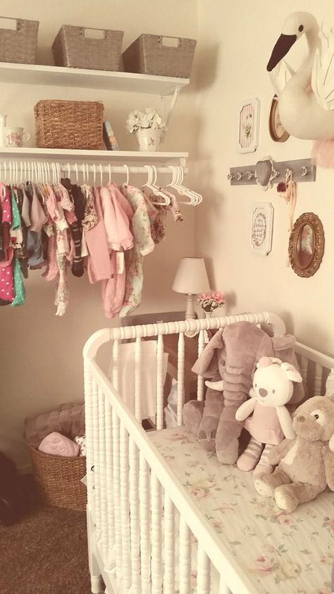 vintage baby nursery Reborn Nursery Ideas, Coquette Nursery, Vintage Inspired Nursery, Vintage Baby Nursery, Sweet Dreams Baby, Baby Nursery Inspiration, Sweet Nursery, Baby Room Neutral, Reborn Nursery