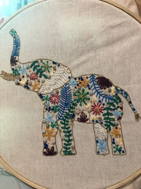 Indian Embroidery Designs, Jeans Crafts, Embroidered Elephant, Fall Sewing, Blue Jeans Crafts, Animal Embroidery Designs, Hand Embroidery Projects, Embroidery Gifts, Embroidery Patterns Vintage