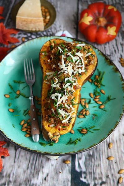 Ground Beef Stuffed Butternut Squash Butter Squash Recipe, Stuffed Butternut Squash, Stuffed Butternut, Butternut Recipes, Yogurt Cheese, Taste Of Home Recipes, Baked Butternut Squash, Roasted Vegetable Recipes, Inexpensive Meals