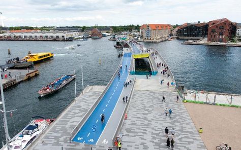 Copenhagen's Inderhavnsbro - Inner Harbour Bridge - Photo: City of Copenhagen   It's no secret that Copenhagen continues to invest massiv... Copenhagen Cycling, Harbor Bridge, Cycling City, Harbour Bridge, Urban Bike, West Bay, Bike Path, Cool Bicycles, Urban Environment