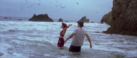 the notebook (2004) The Notebook Scenes, Noah And Allie, Allie And Noah, The Notebook 2004, Meet Me In Montauk, Scene Aesthetic, Wallpaper Notebook, Best Love Stories, I Love Cinema