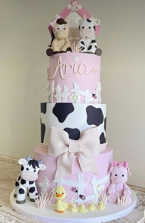 Prissy Cakes by Adriane Pink Cow Cake, Cow Theme Cake, Cow Cake Ideas, Cow Themed Party, Barn Birthday Party, Cow Cake, Baby First Birthday Themes, Themed Party Ideas, Cow Cakes