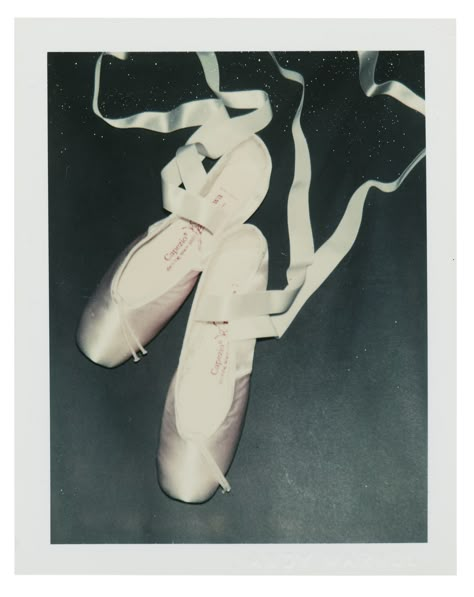 Andy Warhol Polaroids, Andy Warhol Banana, Andy Warhol Flowers, Ballet Beauty, Charmmy Kitty, Emma Frost, Pointe Shoes, Ballet Girls, Romanoff