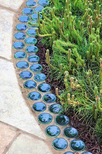 Wine Bottle Garden, Homemade Garden Decorations, Path Edging, Flagstone Walkway, Waste Material, Edging Ideas, Bottle Garden, Landscape Edging, Lawn Edging