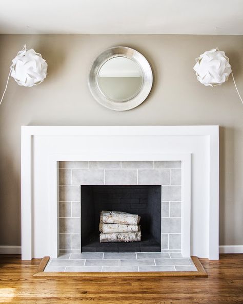 SwingNCocoa: Fireplace Makeover Part 3: DELICIOUSLY DONE Design Camino, Fireplace Redo, Diy Fireplace Makeover, Fireplace Update, Faux Fireplace, Fireplace Remodel, Trendy Living Rooms, Diy Fireplace, Up House