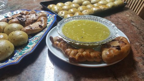 Iraqi Cuisine, Country Recipes, Middle Eastern Dishes, Ramadan Recipes, Big Bowl, Lentil Soup, Middle Eastern Recipes, Arabic Food, Baghdad