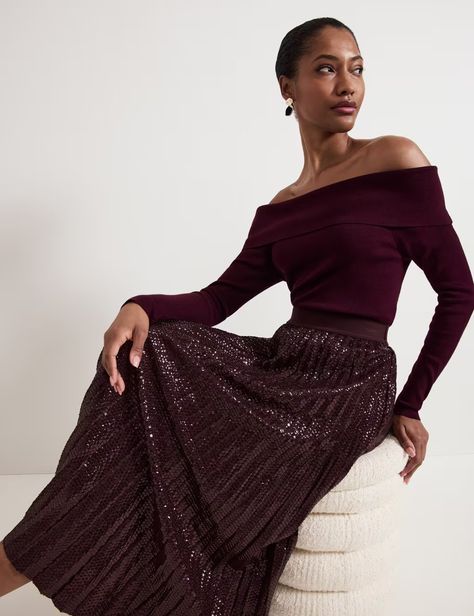 Petite Party Dress, Pleated Skirt Outfit, Plain Skirt, Velvet Clothes, Sequin Outfit, Evening Dress Fashion, Black Evening Dresses, Phase Eight, Pleated Midi Skirt