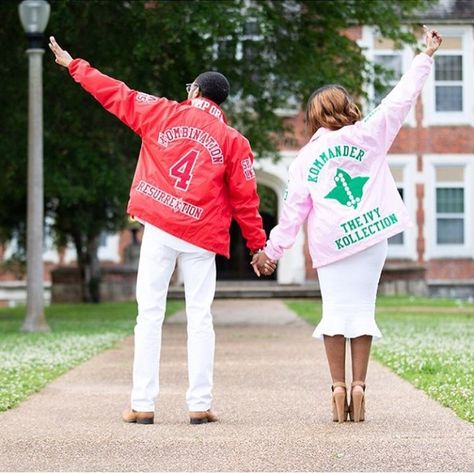 Alpha Kappa Alpha & Kappa Alpha Psi Diggs Love Aka Grad Pictures, Aka Group Photoshoot, Kappa And Aka Love, Kappa Alpha Order Fraternity, Aka Apparel, Kappa Alpha Psi Fraternity, Kappa Alpha Psi, Divine Nine, Aka Sorority