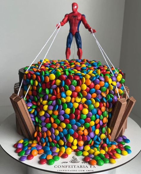 Spidey Birthday Cake, Spidey Cake, 4de Verjaardag, Spiderman Birthday Cake, Special Birthday Cakes, Funny Birthday Cakes, Spiderman Cake, Spiderman Birthday, Kids Cakes