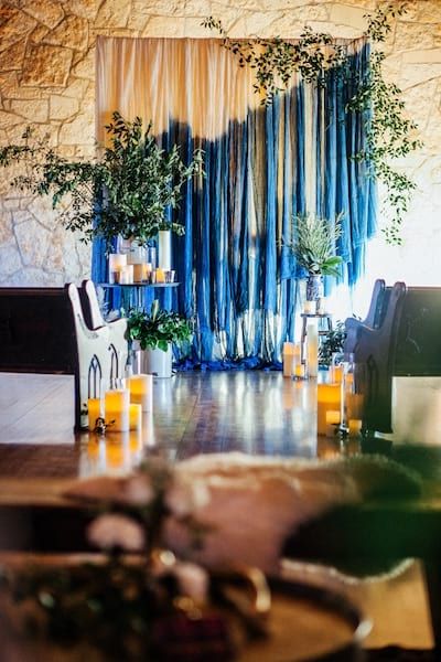 Brodie Cheesecloth Backdrop / Loot Vintage Rentals Cheesecloth Backdrop, Diy Backdrops, Royal Blue Wedding, Wedding Ceremony Backdrop, Wedding Backdrops, Wedding Colors Blue, Backdrop Ideas, Navy Blue Wedding, Boutique Interior