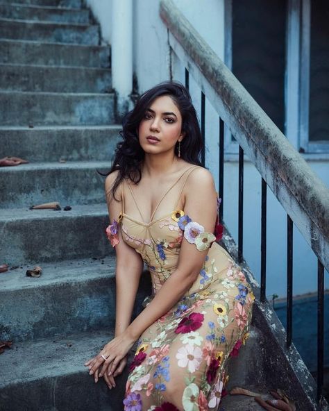 Ritu Varma (@rituvarma) • Instagram photos and videos Punjabi Night, Ritu Varma, Nice Pic, Hot Pics, Instagram Photos, Instagram