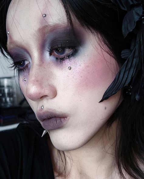 Purple Goth Eyeshadow, Emo Douyin, The Last Unicorn Makeup, Dark Faerie Makeup, Glitter Goth Makeup, Fairy Goth Makeup, Whimsy Goth Makeup, Dark Fairy Makeup Ideas, Purple Black Makeup