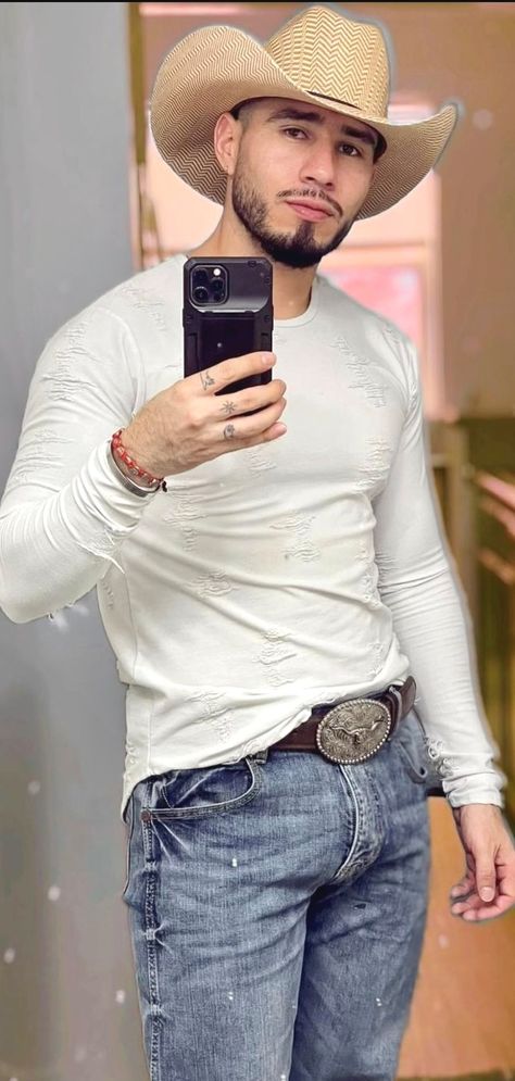 Mexican Cowboy Outfit, Cowboy Outfit For Men, Mexican Cowboy, Cowboy Men, Handsome Italian Men, Beard Haircut, Latin Men, Country Aesthetic, Mexican Men