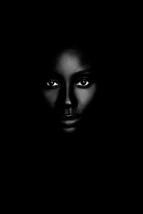 Flex ALL thee complexion Black Paper Drawing, Black Art Pictures, Foto Art, Black And White Portraits, Her Eyes, African Beauty, Black Women Art, Black Is Beautiful, African Art