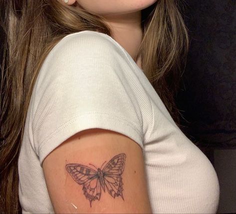 Upper Leg Tattoos, Butterfly Tattoo On Shoulder, The Best Tattoos, Self Love Tattoo, Upper Arm Tattoos, Best Tattoos, Classy Tattoos, Arm Tattoos For Women, Discreet Tattoos