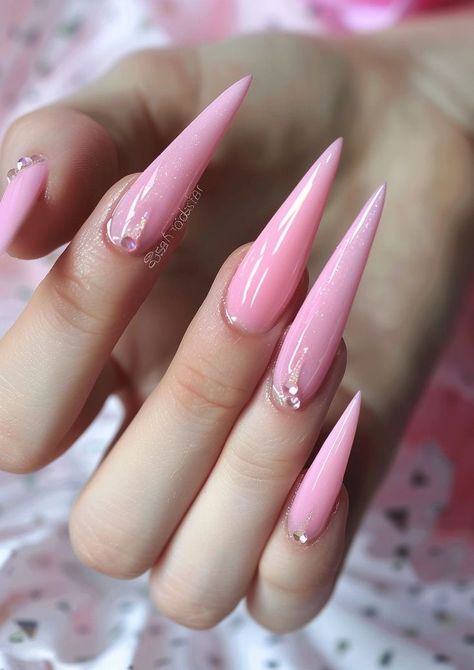 Pink Edgy Nails, Pink Stiletto Nails Designs, Dusty Pink Nails, Pink Stiletto Nails, Stilleto Nails Designs, Neon Pink Nails, No Chip Nails, Baby Pink Nails, Acrylic Toe Nails