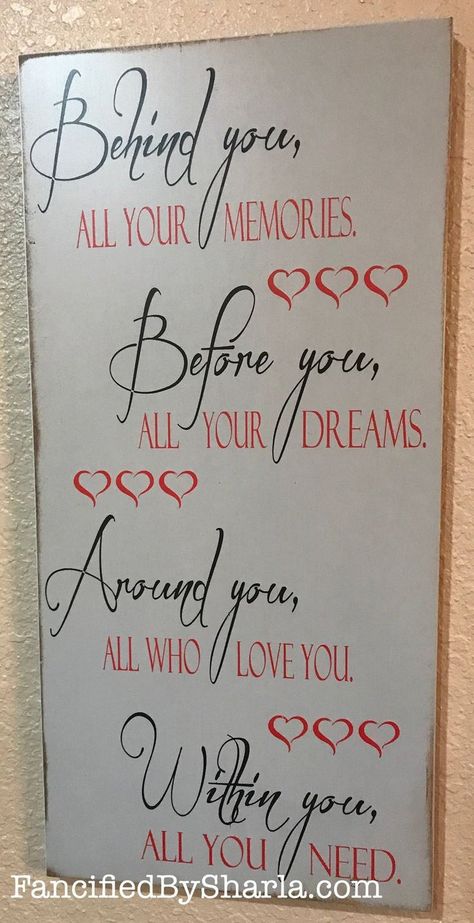 Wood Graduation Gifts, Graduation Dinner Decor, Graduation Gifts For High School Seniors, Diy Graduation Gifts For High School, Graduation Art Ideas, Cricut Graduation Gifts, Graduation Poster Ideas Signs, Graduation Cricut Ideas, Graduation Ideas For High School