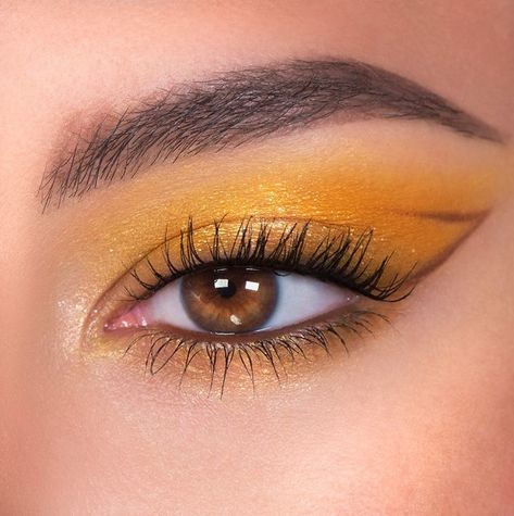 Yellow Eye Makeup, Super Shock Shadow, Hazel Eye Makeup, Yellow Makeup, Colourpop Super Shock, Yellow Eyeshadow, Super Shock, Makeup News, Eye Makeup Steps