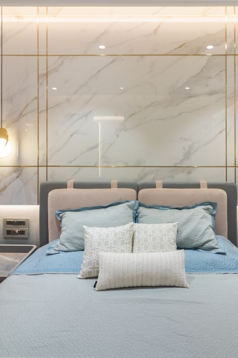 Marble Wardrobe Design, Marble Wall Bedroom, Marble Bedroom Ideas, Bedroom Reference, Marble Wall Design, Marble Bedroom, Italian Bed, Bed Design Modern, Bedroom Closet Design