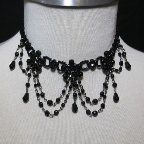 Victorian Style Black Choker By Crystal Avenue The Great Gatsby Jewelry, Gothic Prom Accessories, Hoco Inspiration, Gothic Necklaces, Gothic Jewelry Diy, Black Pearl Jewelry, Victorian Gothic Jewelry, Gatsby Jewelry, Victorian Choker