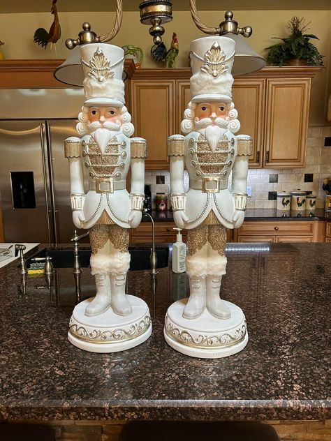 Gold Nutcracker, Nutcracker Christmas Decorations, Christmas Nutcrackers, Nutcracker Christmas, Nutcracker, Christmas Ideas, Christmas Party, Christmas Decorations, Patio