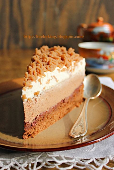 Chocolate dust: Chestnut cream cake Chestnut Recipes Desserts, Chestnut Cake Recipe, 6 Bananas, Chestnut Recipes, Chestnut Cream, Asian Sweets, American Desserts, Cake Vegan, Dessert Tray