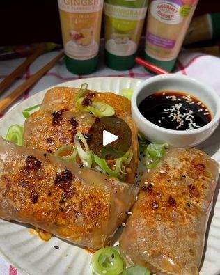 1.3M views · 7.2K reactions | Fried Rice Paper Rolls 😍🤤 | Quick, easy and delicious - what's not to love?! 😍🤤 | By FOODbibleFacebook Fried Rice Paper Rolls, Fried Rice Paper, Chinese Foods, Metabolism Diet, Around The World Food, Rice Paper Rolls, Fast Metabolism Diet, Fast Metabolism, Paper Rolls