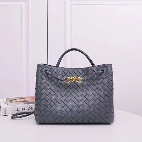 For Order Dm Bottega Veneta Andiamo, Bottega Bag, Spring Purses, Boho Shoulder Bag, Velvet Purse, Bottega Veneta Bags, Paradise Found, Purse For Women, Rug Bag