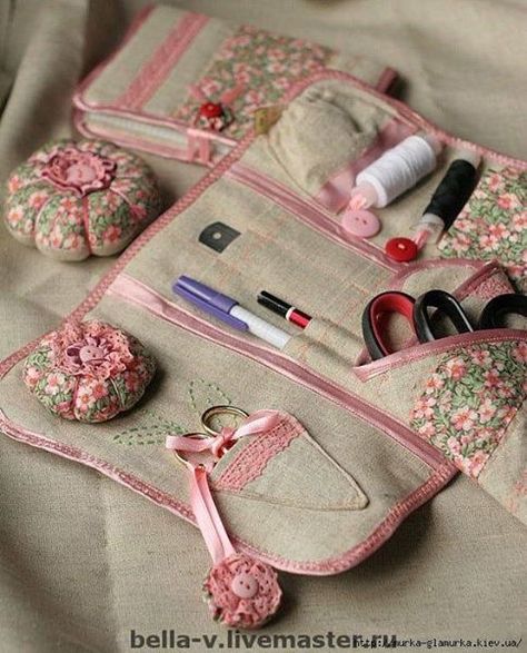 Sewing Kit Bag, Sewing Caddy, Sewing Case, Trendy Sewing, Case Ideas, Heirloom Sewing, Sewing Organization, Creation Couture, Kit Bag