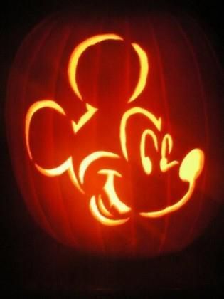 Pumpkin Carving Templates Free, Cute Pumpkin Carving, Mouse Pumpkin, Disney Pumpkin Carving, Pumkin Carving, Mickey Mouse Pumpkin, Creative Pumpkin Carving, Amazing Pumpkin Carving, Disney Pumpkin