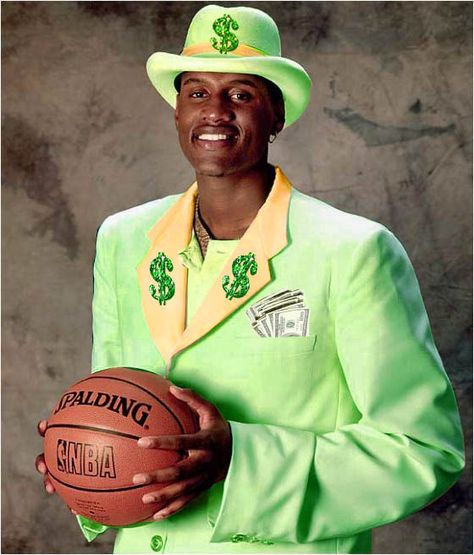 Suit Nba Draft Suits, Suits 90s, Latrell Sprewell, Chris Bosh, Hakeem Olajuwon, Tracy Mcgrady, Larry Johnson, Nba Outfit, Nba Fashion