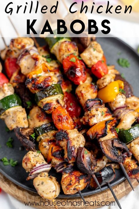 Amazing Grilled Chicken Kabobs - House of Nash Eats Air Fryer Chicken Kabobs, Kabobs Chicken, Air Fry Chicken, Skewered Chicken, Chicken Kabob Recipes, Fried Recipes, Grilled Chicken Kabobs, Chicken Skewer Recipe, Vegetable Skewers