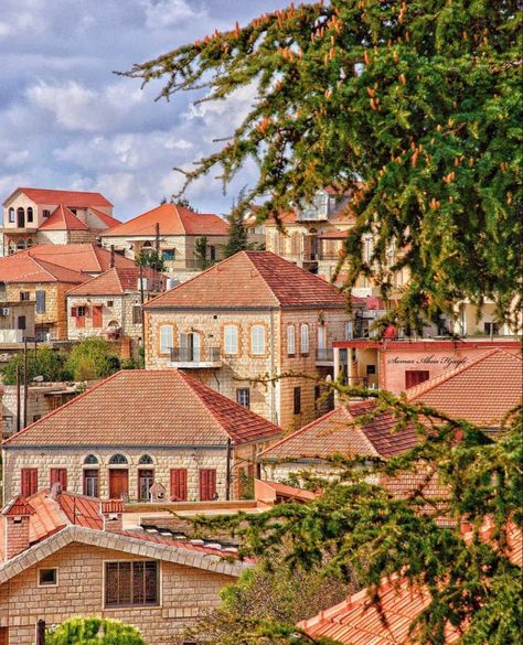 Lebanese Architecture, Building Aesthetic, Facade Architecture Design, Interior Design School, Beirut Lebanon, Red Roof, Samar, Facade Architecture, Ancient Architecture