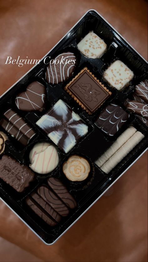 Belgium Cookies, Belgian Cookies, European Cookies, Belgian Chocolate, Gourmet Food, Christmas Wishes, Christmas Wishlist, Gourmet Recipes, Belgium