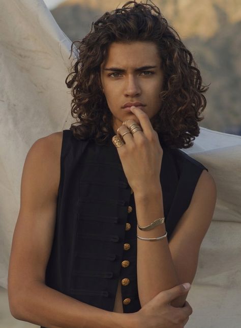 Jack Pililaau, Greek Hair, Calvin Klein Campaign, Long Curly Hair Men, Wave Perm, Whats Happening, Curly Hair Men, Hair Reference, Different Hairstyles