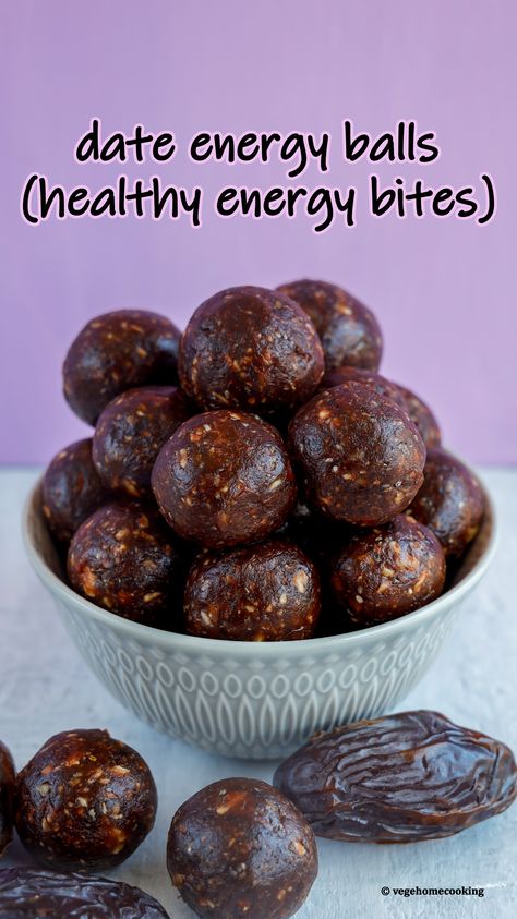 Date Energy Balls are truly energetic, nutty, and super delicious. They are naturally sweetened, full of dates and nuts, along with chia seeds. Date energy bites are healthy, instantly lifts the energy level, and simultaneously satisfy the sweet tooth. Date Energy Balls Healthy, Date Energy Bites, Date Energy Balls, Energy Bites Healthy, Energy Balls Healthy, Date Balls, Healthy Food Habits, Quick Energy, Healthy Food Facts