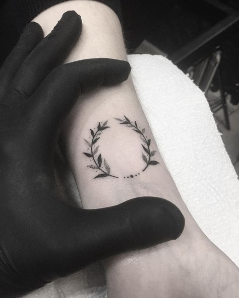 Athens Tattoo Studio on Instagram: “⚫️Come by the shop or book your appointment via email and DM⚫️Thank you all for your trust .. #athens #athenstattoo #athenstattoostudio…” Small Athena Tattoo, Athena Tattoo Minimalist, Athens Tattoo, Greece Tattoo, Athena Tattoo, Viking Warrior Tattoos, Delicate Tattoos For Women, Warrior Tattoos, Delicate Tattoo