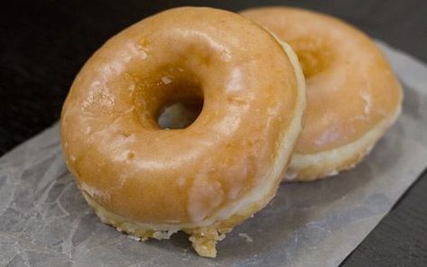 Honey Glazed Dunkin Doughnuts by Martha H - Key Ingredient French Crullers, Homemade Donuts Recipe, Glazed Donuts, Glazed Doughnuts, Glazed Donut, Honey Glazed, Homemade Donuts, Doughnut Recipe, Honey Glaze